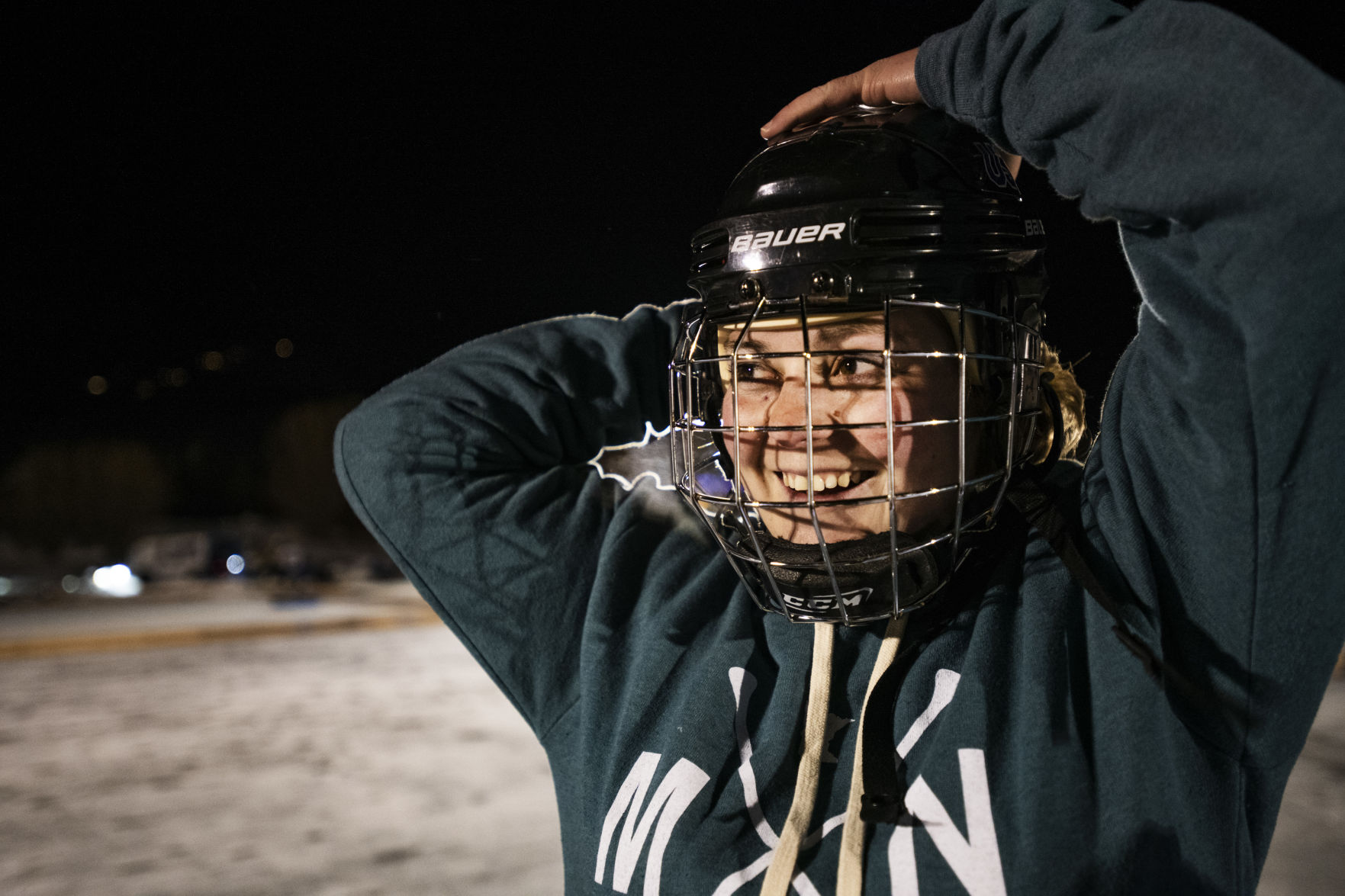 021719-news-pond-hockey-7.JPG